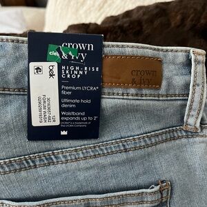 Crown & Ivy Light Blue Denim Jeans- 12R  NWT distressed look.